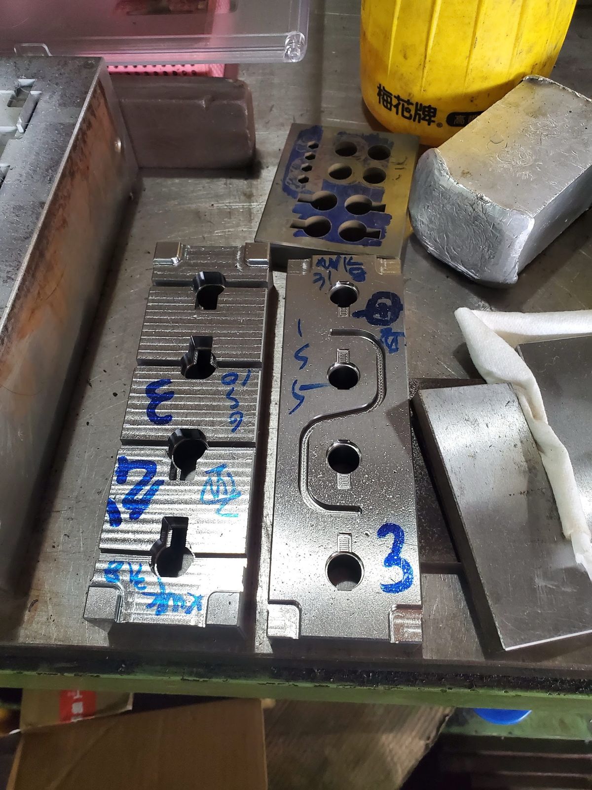 Cavity blocks on the bench.