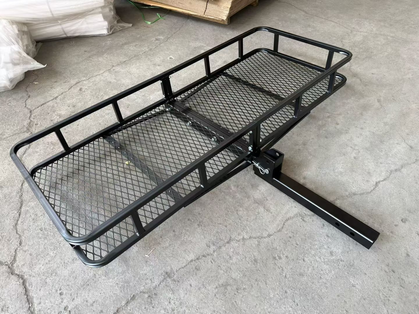 Hitch cargo basket, mesh deck, powder-coated.